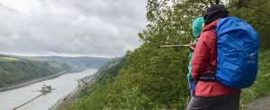 Blick vom Rheinsteig auf die Burg Pfalzgrafenstein bei Kaub